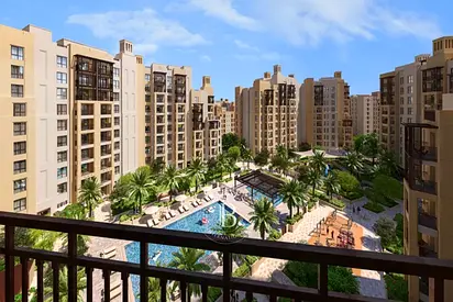 High Floor I Burj View I Community Expert
