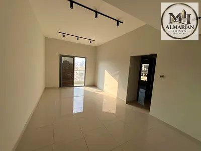 بناية جديدة اول ساكن غرفة وصالة 2 حمام مع خزائن في الحائط مع باركن خاص في موقع ممتاز جد مع تسهيلات في الدفع تصل الي 6 دفعات تامين شيك سهل المخرج
