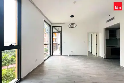 Central Park Views | Vacant | Spacious | 4 Cheques