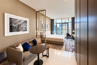 Stunning Canal Views | Fully Furnished | Upgraded