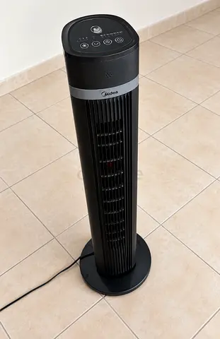 Midea Tower Fan FZ10-18TRB – Good Condition – 3 Speeds & Timer