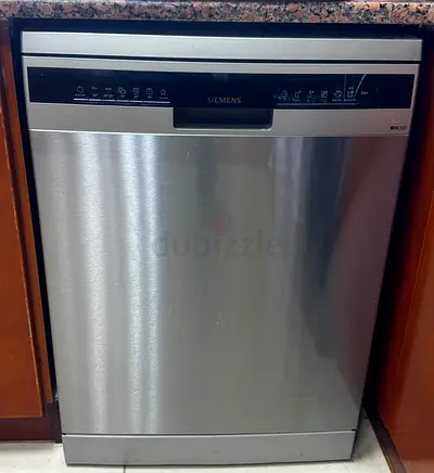 Siemens IQ 300 free standing dishwasher - good working condition