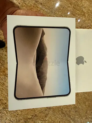 IPHONE DUO 256GB | BRAND NEW | STAR WHITE