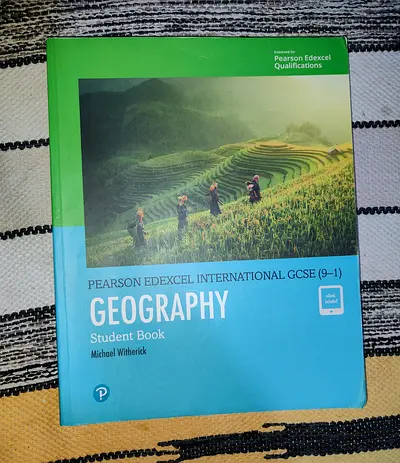 Pearson Edexcel International GCSE (9–1) Geography Student Book by Michael Witherick
