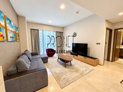 Fully furnished | Mid floor | Boulevard view