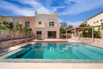 Fully Renovated | Private Pool | Ready now | 4 Bed