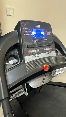 5.5HP DC Motor Automatic 18% Incline Treadmill