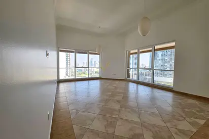 SPACIOUS 2BR + MAID | MARINA LIVING | VACANT NOW