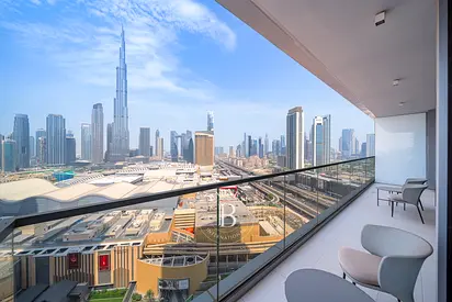 Burj Khalifa View | Maidsroom | Direct Mall Access