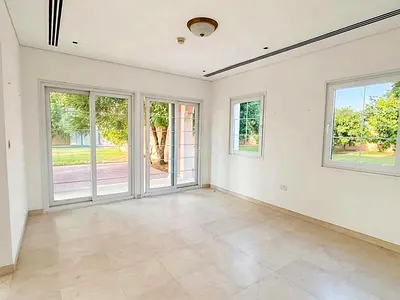 Huge plot | 2 bed plus Maid | Vacant Now