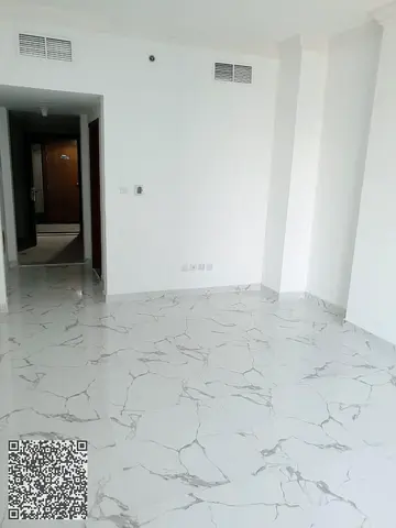 Distinctive design \\ Opportunity at a great price \\ Comfort \\ Prime location
