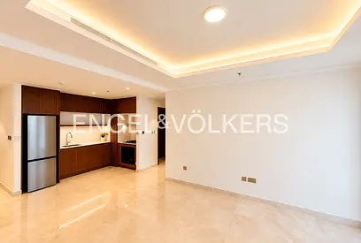 Unfurnished I Private Beach I Low Floor