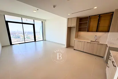Brand new | 1 Bedroom | Middle Floor
