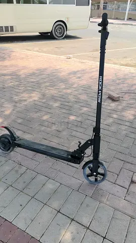Rock Pow Electric Scooter - Like New, Tested 20km Range