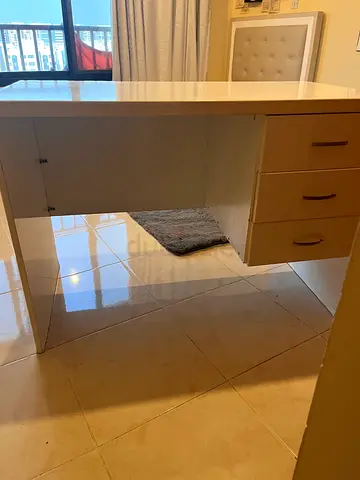 White Office Desk