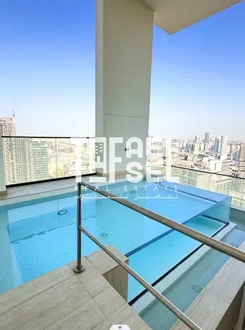 DISTRESS DEAL | 360° VIEW + SKY VIEW | BIG PRIVATE POOL | SUN-DRENCHED APARTMENT