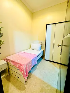 Single Lady Room Availabile with Attached Washroom in Brand New Apartment