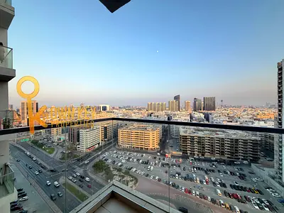 Up to 12 Cheque payment | For Family | Close to Metro Station