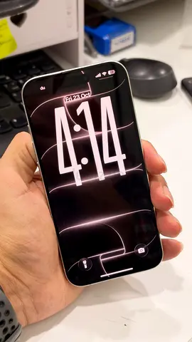 2024 model Iphone 15pro clean piece for sale
