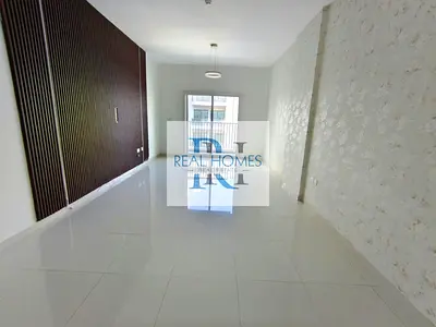 Pet Friendly | Spacious | Bright Unit | Unfurnished