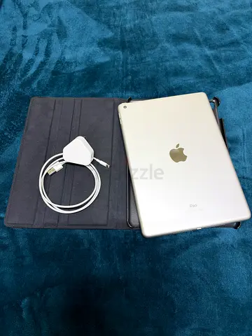 iPad 8th Gen 128GB