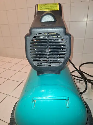 SHIMGE 50L Air Compressor (3 HP) – Excellent Condition