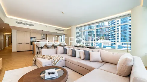 SPACIOUS MODERN 3BR CLASSY SPACIOUS 3BR-AVAILABLE NOW