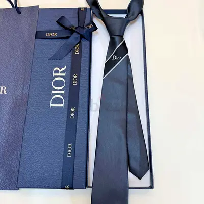 Dior tie