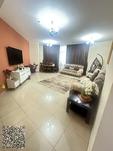 🏡 For Sale – 2-Bedroom Apartment with Living Room in Concord Tower 📐 Area: 2,030 sq. ft. 🚗 Private Parking 🔑 Ready for Immediate Handover 💰 Financial Details: * Down Payment: AED 354,000 * Remaining B