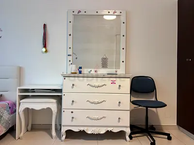 White Vintage-style Dresser with Mirror and Small Desk - Good Condition