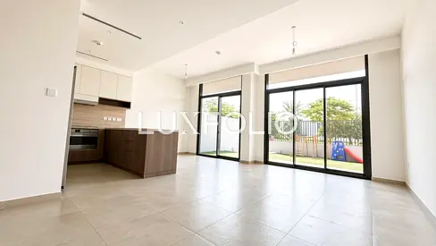 Corner unit | Park view | Prime Location