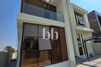 Custom Made 5 bed Villa | High Quality Finishing