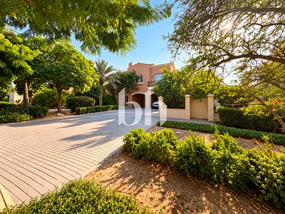 Fully Upgraded | Big Garden & Pool | Backing Road