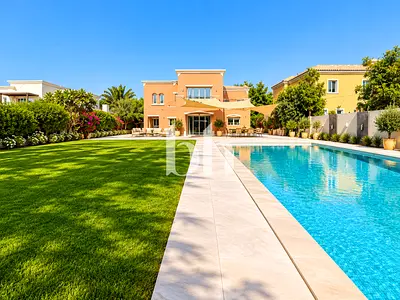 Fully Upgraded | Big Garden & Pool | Backing Road