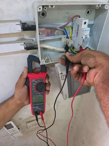 🚨24/7 Emergency ⚡Electrical Services All Over Dubai | Fast and Affordable | 3-Month Repair Warranty