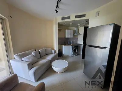 READY TO MOVE / FULLY FURNISHED / BALCONY
