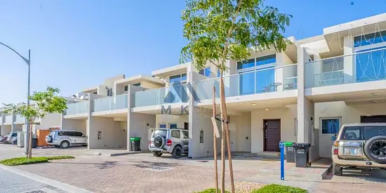 3BR Villa | Albizia DAMAC Hills 2 | Community View