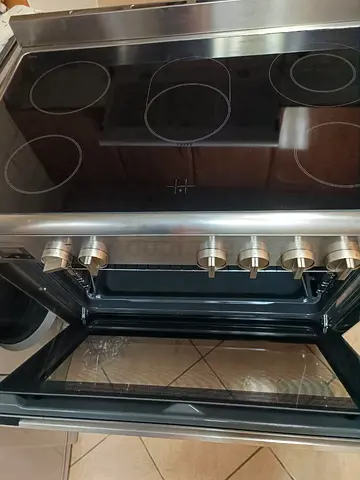 Bosch 8series Steel Electric cooker Oven with Rotisserie, Good Working Condition