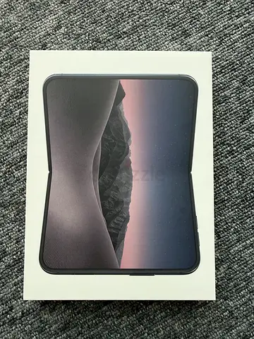 iPhone Duo Night Sky 512GB Sealed Brandnew