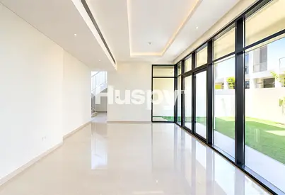 Well Maintained | Vacant | Landscaped
