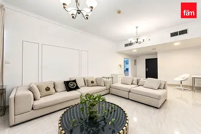 Full Lake View | High Floor | Close To Metro