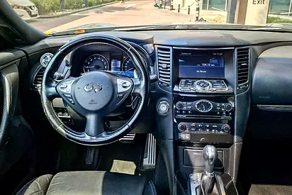 صورة 10 لـ 2016 Infiniti QX70