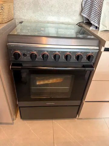 Toshiba Gas Cooker with 4 Burner | Model No TBA-24BMG4G089KS-SA 60cm- Excellent Condition