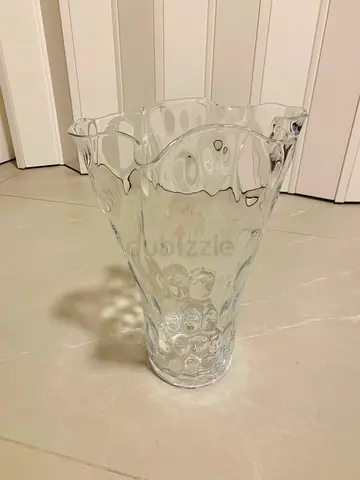 Flower vase