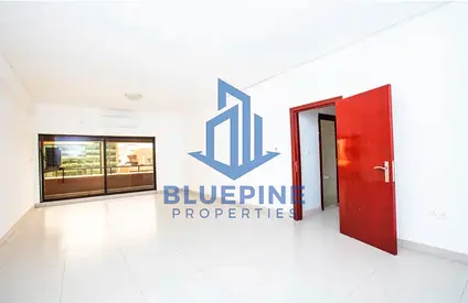 Spacious 2 BHK Apartment | Family Sharing | Staff Accommodation | Bachelor Sharing Welcome to BLUEP