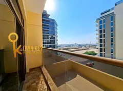 Brand new! Huge Size 1bhk Close to Metro