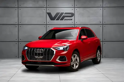 Audi Q3 S-Line 35TFSI | GCC Specs | Full Options | Warranty Available | Original paint