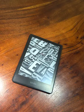 Amazon Kindle Paperwhite Signature Edition (11th Generation, 32 GB),
