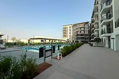 Spacious 2 BR I Big Size I Pool View