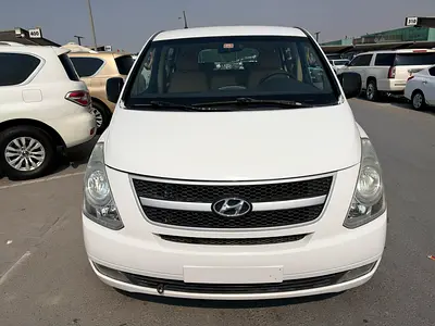 2016 Hyundai H1 GLS GCC Specs